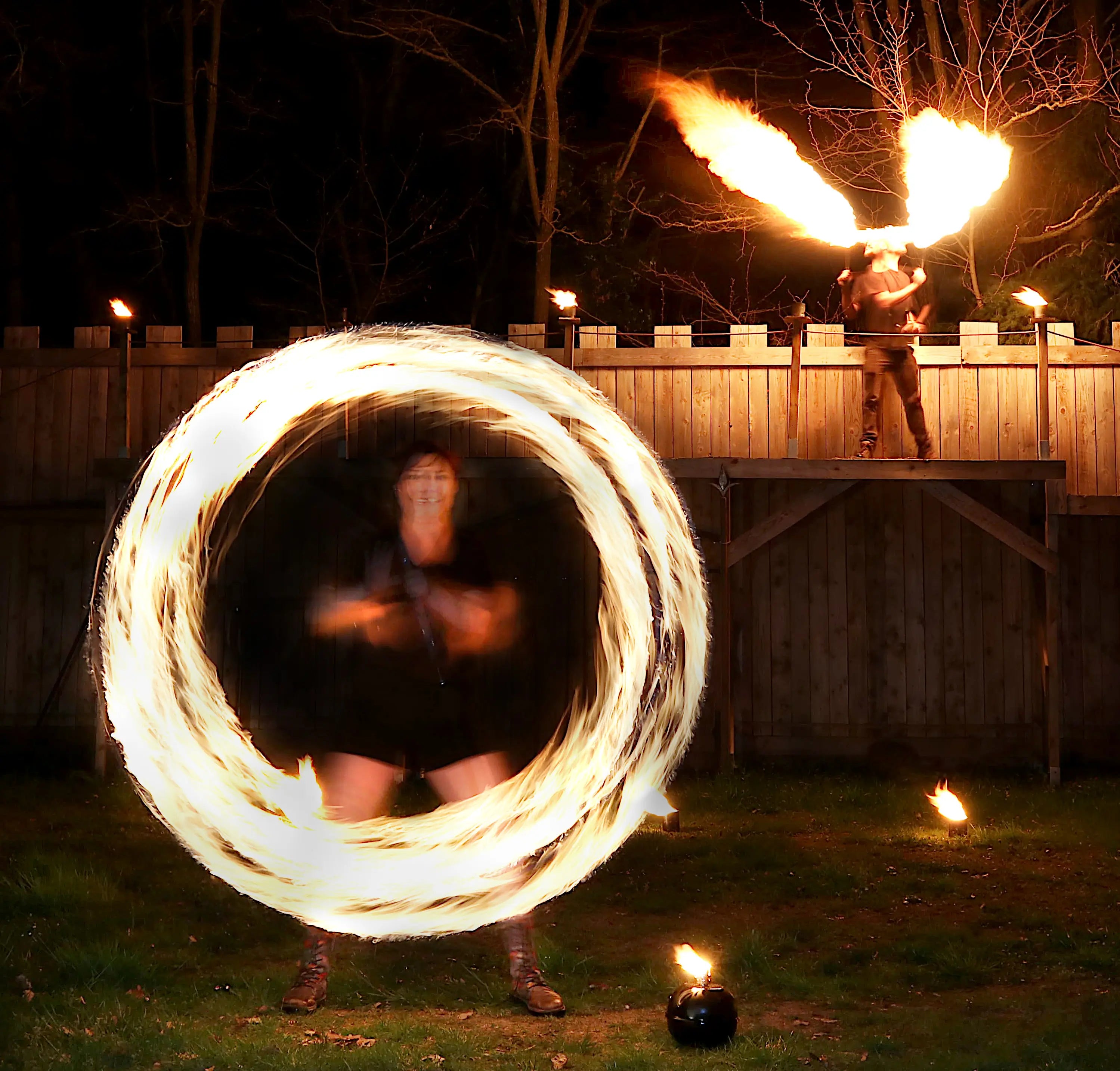 Cracheurs et jongleurs de feu en Duo au Puy