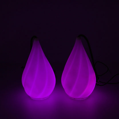 Bolas LED Aurora Poi violet lumineux, idéales pour flow art, danse et spectacles de nuit.